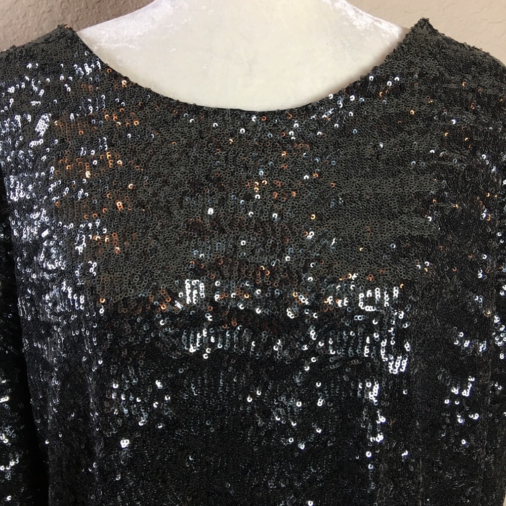 ❤️SOLD❤️Zara Basic Black Sequin Top. NWT! - Picture 2 of 8